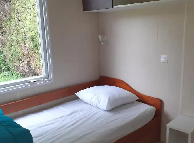 Chez Flo&fred Kamp alanı